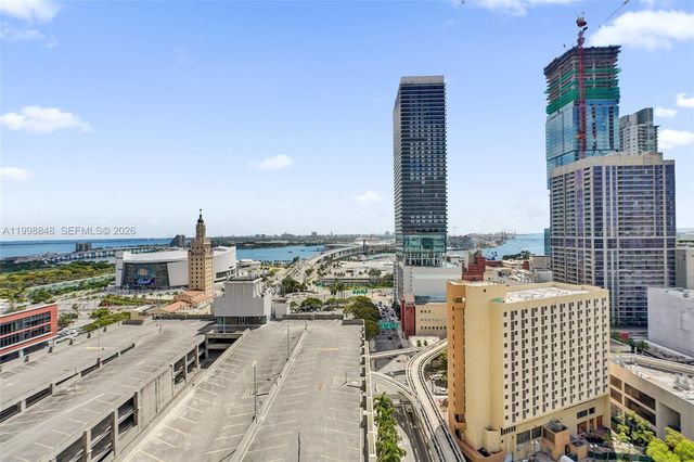 121 NE 5th ST 2101, Miami, FL 33132