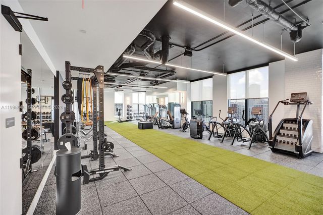 121 NE 5th ST 2101, Miami, FL 33132