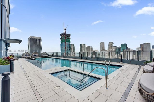 121 NE 5th ST 2101, Miami, FL 33132