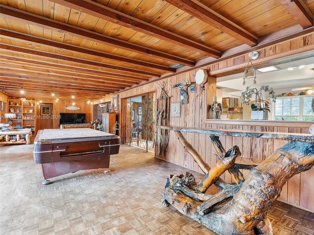 5901 SW 160th Avenue, Southwest Ranches, FL 33331