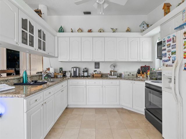 5901 SW 160th Avenue, Southwest Ranches, FL 33331