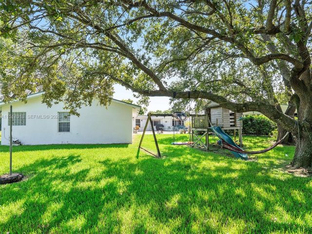 5901 SW 160th Avenue, Southwest Ranches, FL 33331