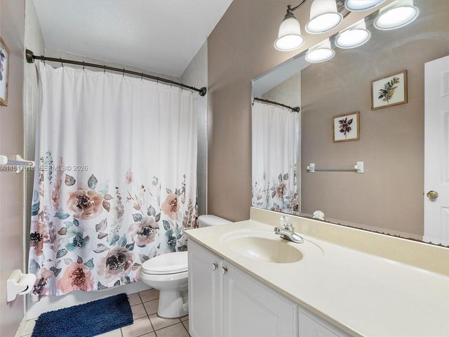 5901 SW 160th Avenue, Southwest Ranches, FL 33331