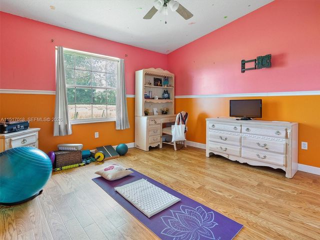 5901 SW 160th Avenue, Southwest Ranches, FL 33331