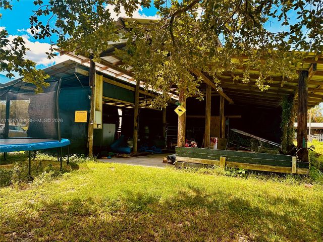 5901 SW 160th Avenue, Southwest Ranches, FL 33331