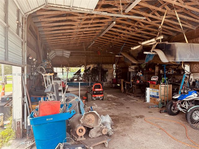 5901 SW 160th Avenue, Southwest Ranches, FL 33331