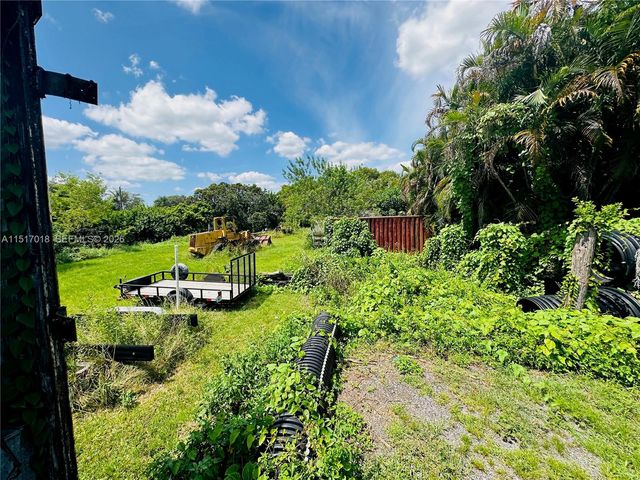 5901 SW 160th Avenue, Southwest Ranches, FL 33331