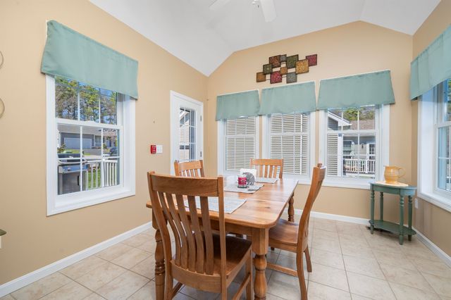 8 Port Way, Laconia, NH 03246