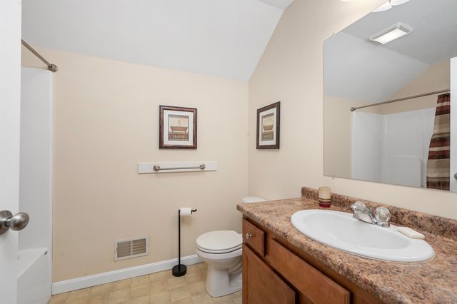 8 Port Way, Laconia, NH 03246