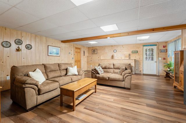 8 Port Way, Laconia, NH 03246