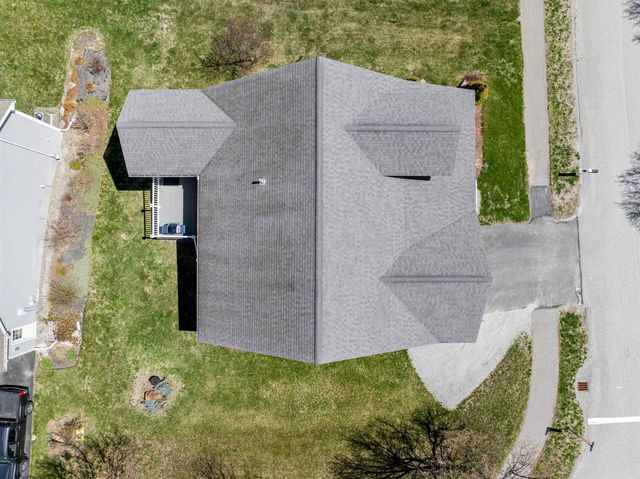 8 Port Way, Laconia, NH 03246