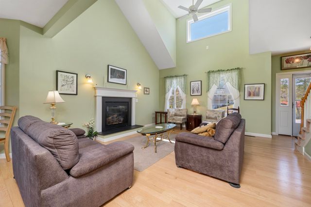 8 Port Way, Laconia, NH 03246