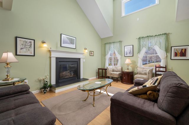 8 Port Way, Laconia, NH 03246