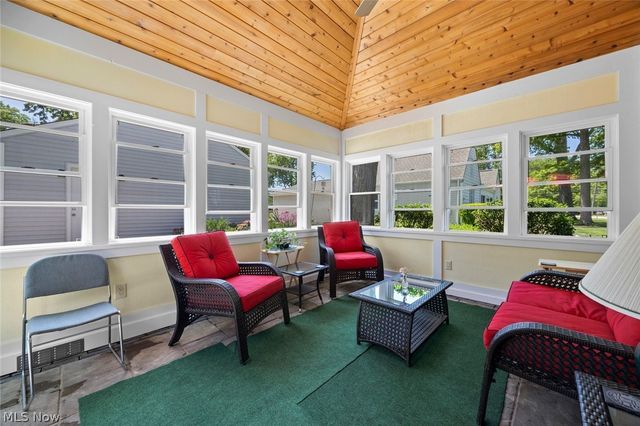 33161 Lake Road, Avon Lake, OH 44012