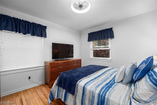 33161 Lake Road, Avon Lake, OH 44012