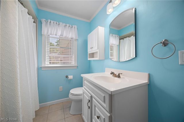 33161 Lake Road, Avon Lake, OH 44012