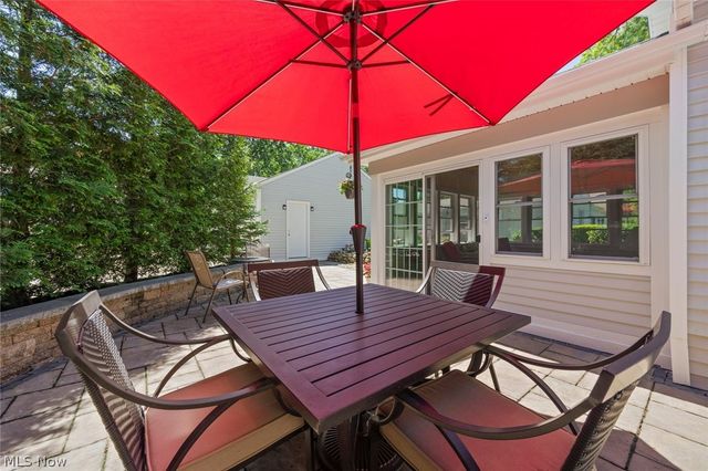 33161 Lake Road, Avon Lake, OH 44012