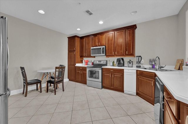 7532 TOSCANA BOULEVARD 531, Orlando, FL 32819