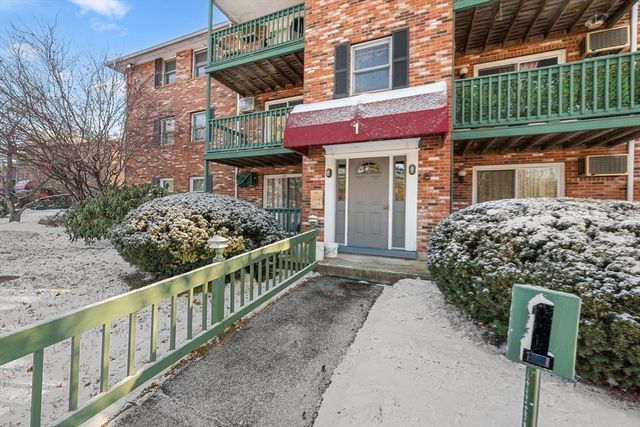 75 Huntoon Memorial Hwy 1-3, Leicester, MA 01524