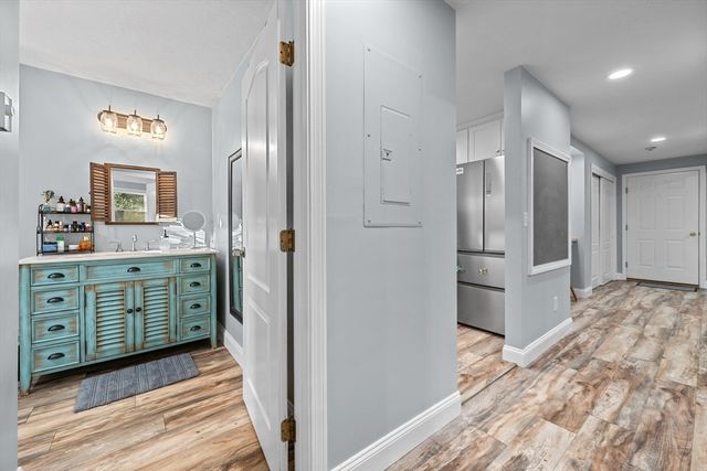 75 Huntoon Memorial Hwy 1-3, Leicester, MA 01524