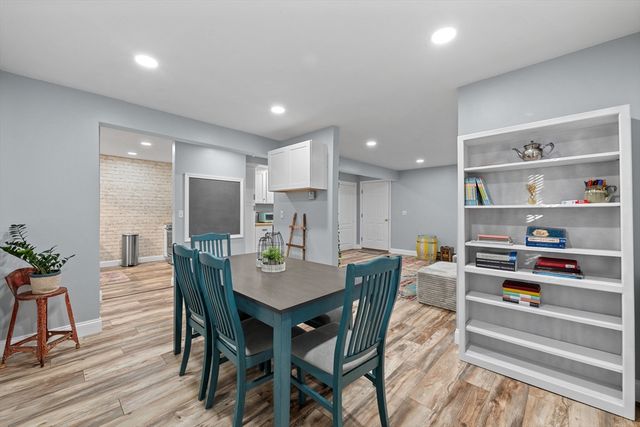 75 Huntoon Memorial Hwy 1-3, Leicester, MA 01524