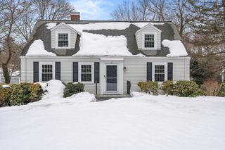 43 Bancroft Road, Wellesley, MA 02481