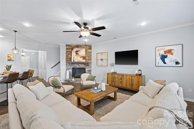 10522 Honeyfur Court, Charlotte, NC 28278
