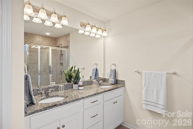 10522 Honeyfur Court, Charlotte, NC 28278