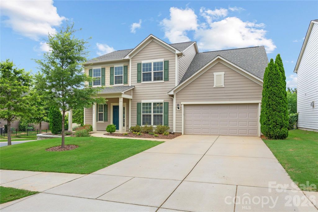 10522 Honeyfur Court, Charlotte, NC 28278