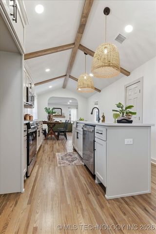 1216 S Canton Avenue, Tulsa, OK 74112