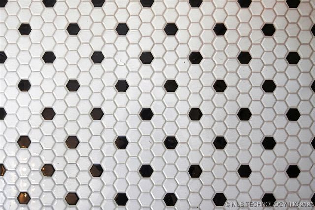 1216 S Canton Avenue, Tulsa, OK 74112