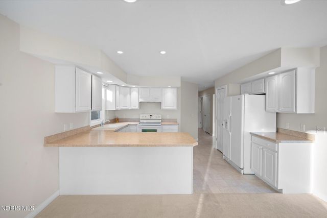 4347 Crystal Ridge Drive, Maumee, OH 43537