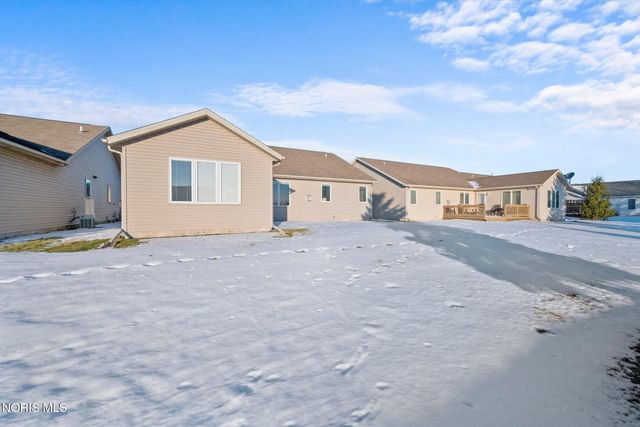 4347 Crystal Ridge Drive, Maumee, OH 43537