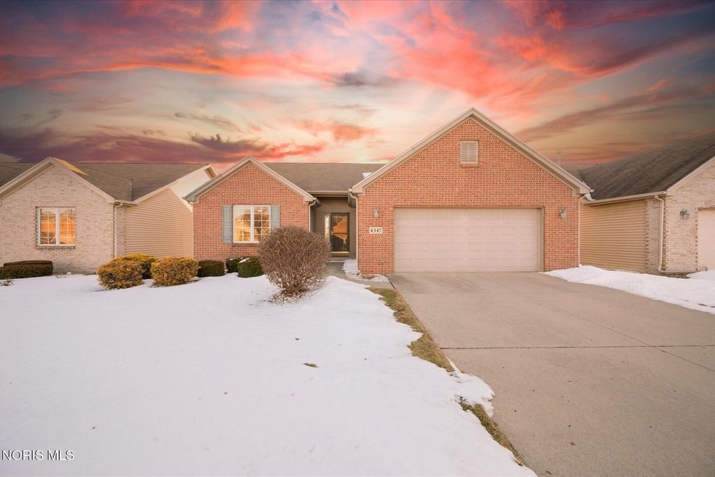 4347 Crystal Ridge Drive, Maumee, OH 43537