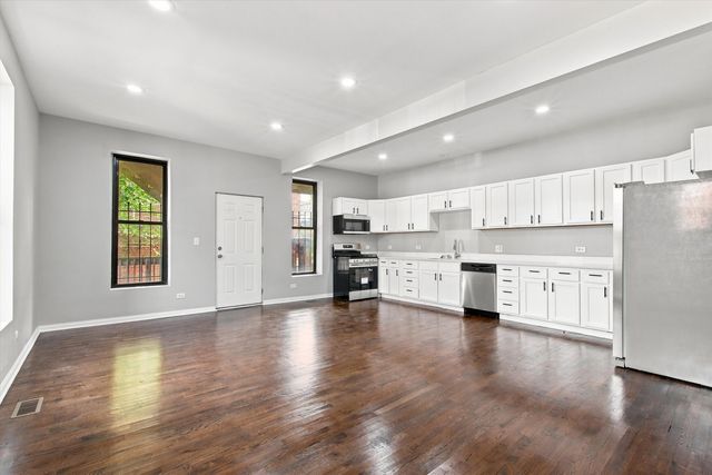 6401 S Maryland Avenue 1, Chicago, IL 60637