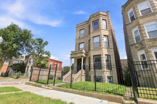 6401 S Maryland Avenue 1, Chicago, IL 60637