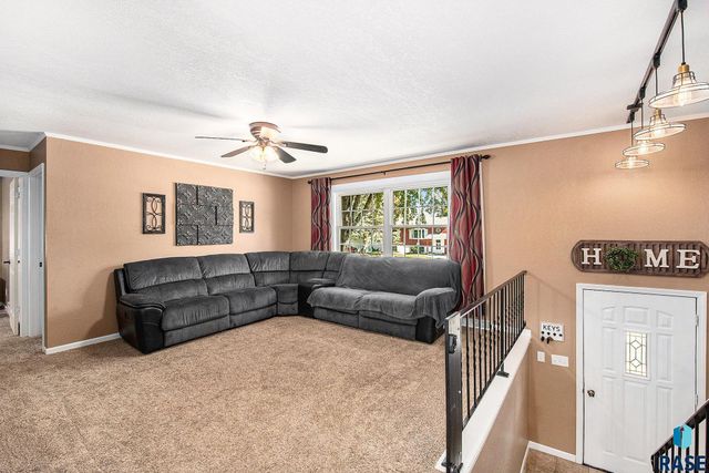 4009 S Fairhall Ave Avenue, Sioux Falls, SD 57106