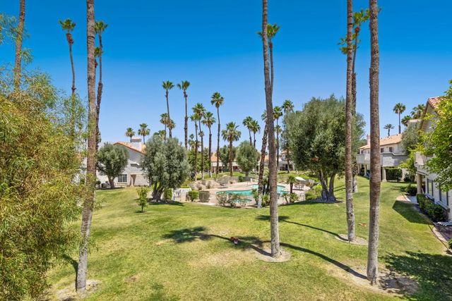 290 Vista Royale Circle W, Palm Desert, CA 92211