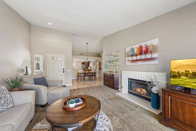 290 Vista Royale Circle W, Palm Desert, CA 92211