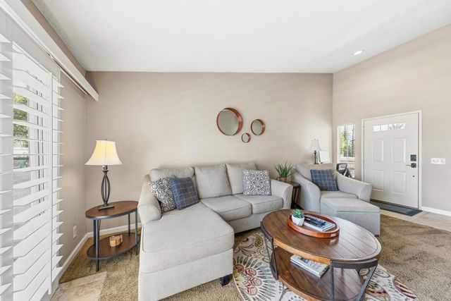290 Vista Royale Circle W, Palm Desert, CA 92211