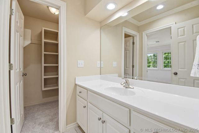 3828 S Sequoia Avenue, Broken Arrow, OK 74011