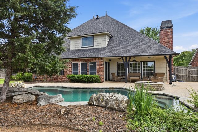 3828 S Sequoia Avenue, Broken Arrow, OK 74011