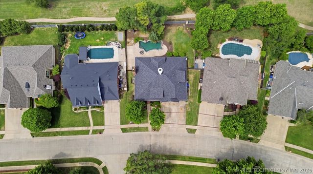 3828 S Sequoia Avenue, Broken Arrow, OK 74011