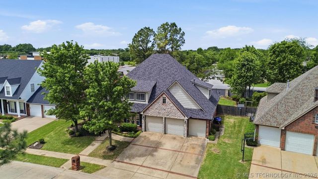 3828 S Sequoia Avenue, Broken Arrow, OK 74011