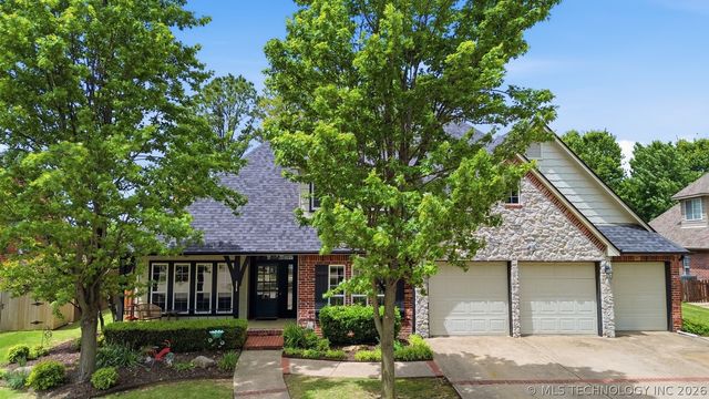 3828 S Sequoia Avenue, Broken Arrow, OK 74011