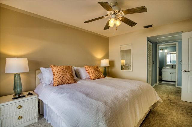 208 CERROMAR WAY S 26, Venice, FL 34293