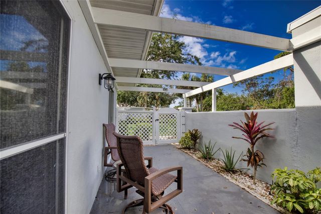 208 CERROMAR WAY S 26, Venice, FL 34293