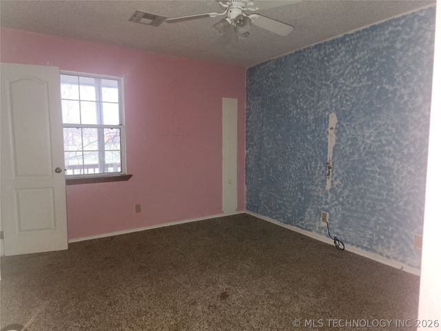 9872 E Northshire Street, Claremore, OK 74017