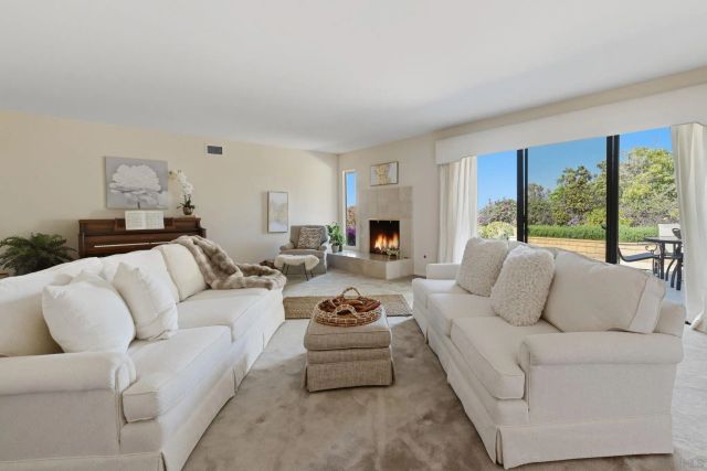 7948 Cinthia Street, La Mesa, CA 91941