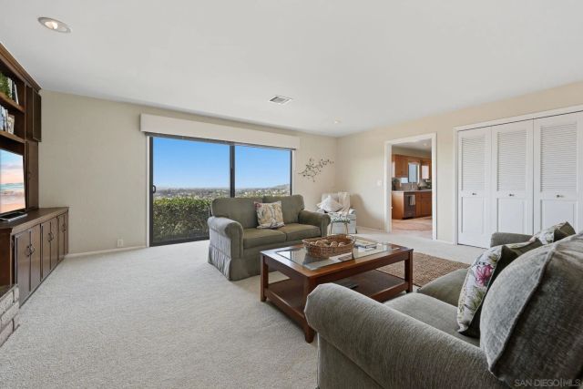 7948 Cinthia Street, La Mesa, CA 91941